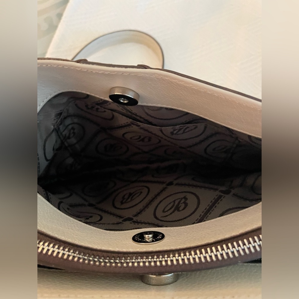 Brighton Ferrara Cream Crossbody - Picture 5 of 9
